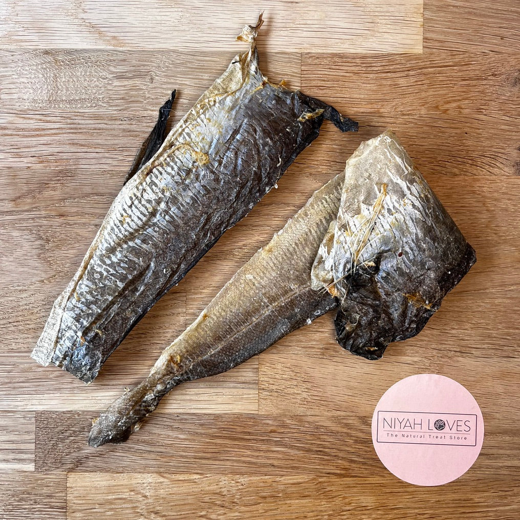 “Natural fish skin flats dog treats – crunchy, grain-free, high protein”